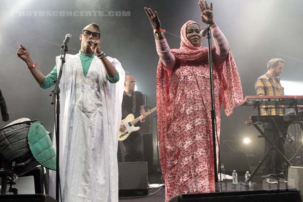 GROUP DOUEH - CHEVEU - 2017-05-26 - PARIS - Nef Nord - Grande Halle - 